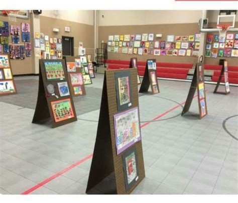 pin  carina dechat  educacion art show art classroom school art