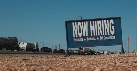 Jobs Report Us Added A Robust 253000 Jobs In April Cbs News