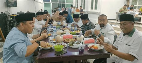 Rombongan Tim Safari Ramadan Wakil Gubernur Sumbar Buka Puasa Bersama