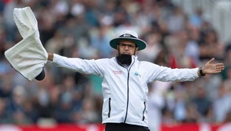 Aleem Dar Steps Down From Icc Elite Panel Of Umpires