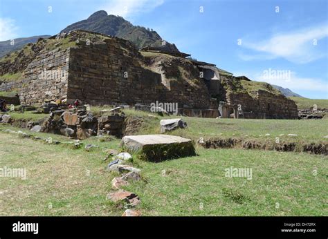 Chavin De Huantar Temple Complex Ancash Province Peru Stock Photo Alamy