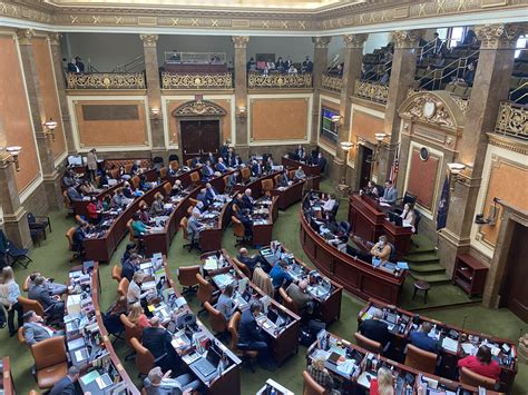 Utah House unanimously passes bill offering free period products in schools