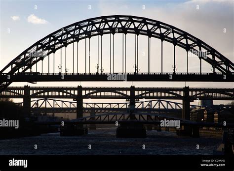 Silhouette Of Tyne Bridge Hi Res Stock Photography And Images Alamy