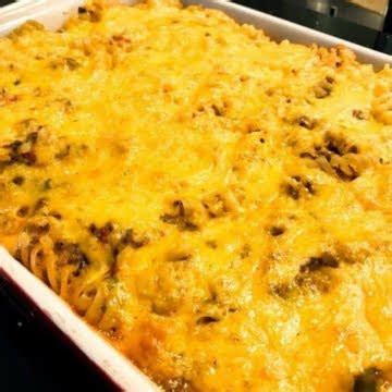 The Meaty Mac 'n Cheese Casserole - Comfortable Food