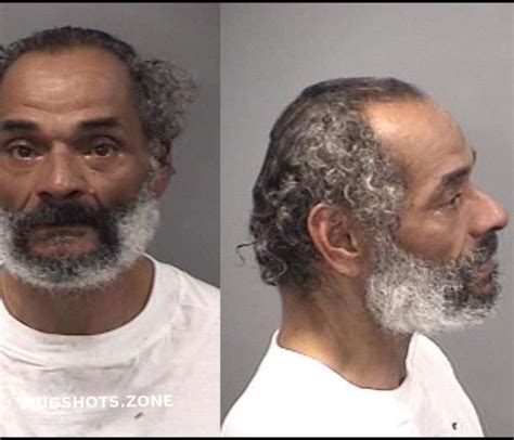 Peters Tyron Kankakee County Mugshots Zone