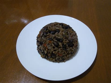 Moros Cuban Style Black Beans And Rice The Broke Baker