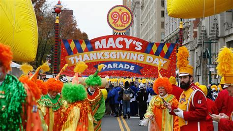 Macys Thanksgiving Parade In New York City Ny Sunshine Tours