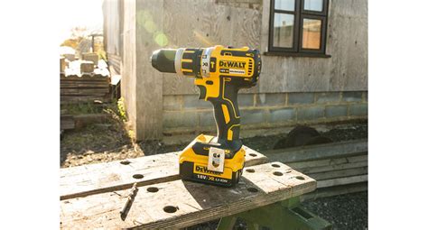 Dewalt Dcd795 Compact Brushless Hammer Drill From £40279