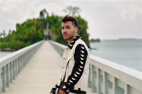 Morir Solo By Prince Royce And More New Latin Music This Week Listen Billboard