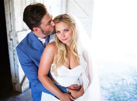 Pretty Little Liars Star Vanessa Ray Is Married! See the Stunning Photos