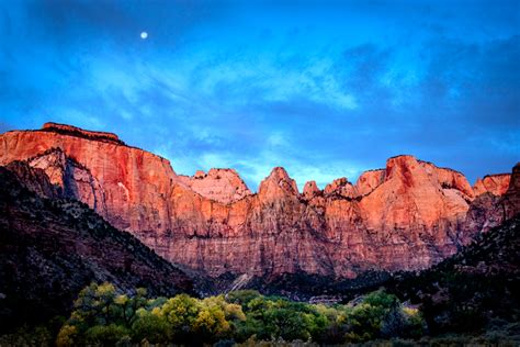 Zion Moonrise | Zion National Park | Fred Mertz Photography