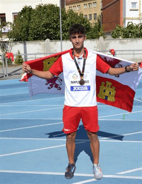 Atletismo Rub N Igea Bronce En Metros Lisos En El Campeonato De