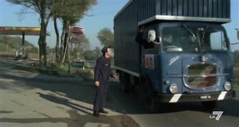 IMCDb Org Fiat 650 N In Il Marito In Collegio 1977