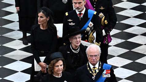 Queen of Denmark tests positive to COVID-19 after attending funeral of ...