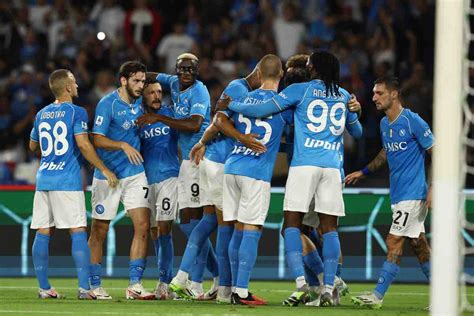 Lecce Napoli Dove Guardare La Partita In Streaming E In Tv