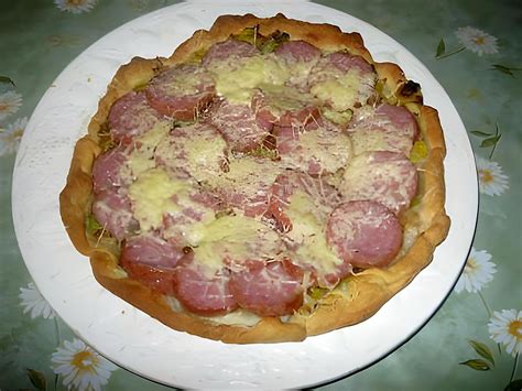 Recette de Tarte à la saucisse de morteau