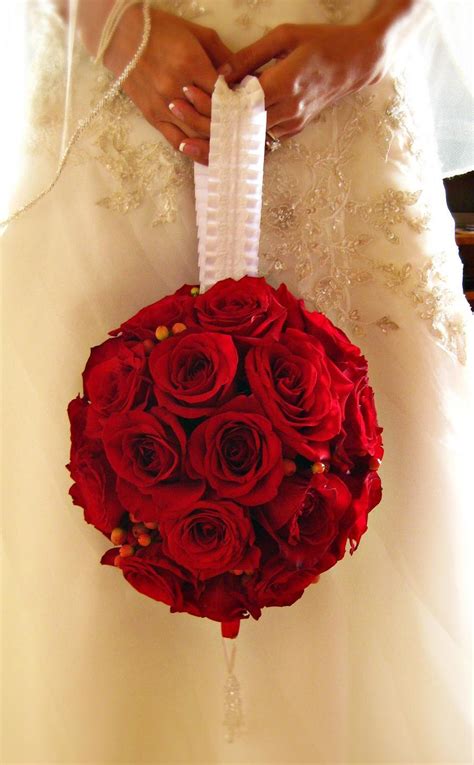 Pomander Wedding Bouquets Unique Wedding Ideas And Collections