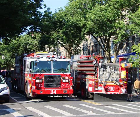 Fdny Tower Ladder 114 Engine 330 Scott Berliner Flickr