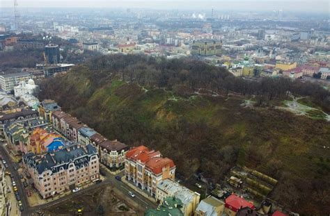 Замковая гора - древняя гора на старом Подоле