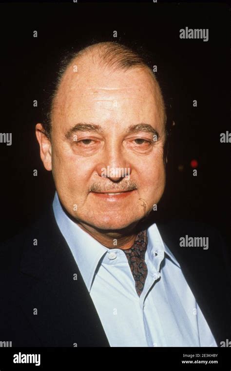 John hillerman hi-res stock photography and images - Alamy