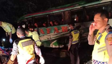 Kronologi Penyerangan Sopir Bus Berujung Kecelakaan Maut Di Tol Cipali