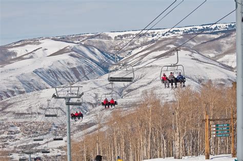 Skiing in Colorado - FOREVER TOURING