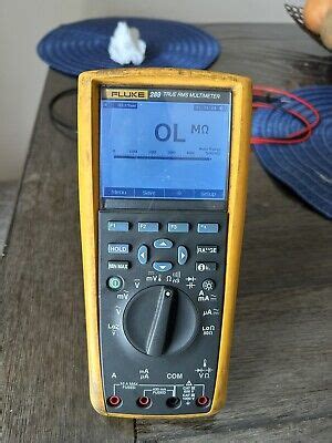 Pre Owned Fluke True Rms Multimeter W Leads And Bag Ebay