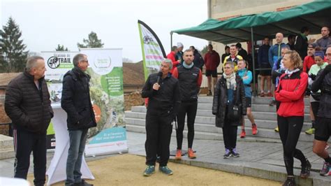 Haut Val de Sèvre un troisième parcours de trail inauguré à Augé