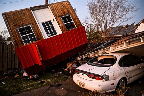 In Photos Mississippi Town Decimated By Deadly Tornado