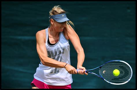 Maria Sharapova Legs Hot HIGH RESOLUTION PICTURES