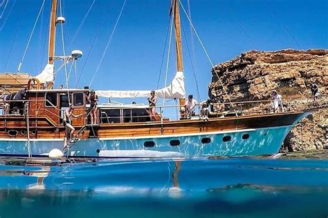 Festa In Barca A Comino E Nella Laguna Blu Con Attivit Incluse Fornito