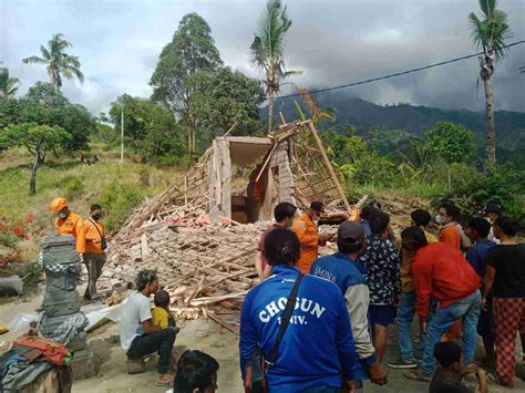 Bali Diguncang Gempa M 4 8 Spot19 Tangsel