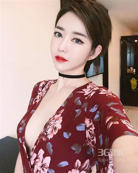 短发的美女一旦性感起来，是不是有不一样的魅力？ 日韩美女 3g壁纸