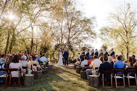 Mary And Jesse Cumberland River Farm Ashland City Tn Wedding