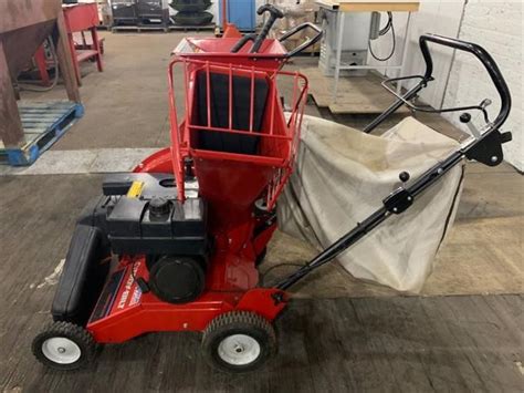 Troy Bilt 47321 Chipper Shredder And Chipper Vacuum Bigiron Auctions