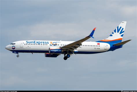 TC SOH SunExpress Boeing 737 8HC WL Photo By Daniel Nagy ID 1203808