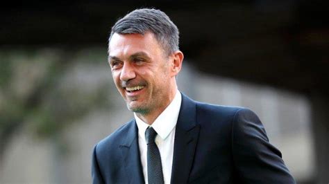 Setelah Dipecat Ac Milan Paolo Maldini Dilirik Psg Dan Timnas Italia