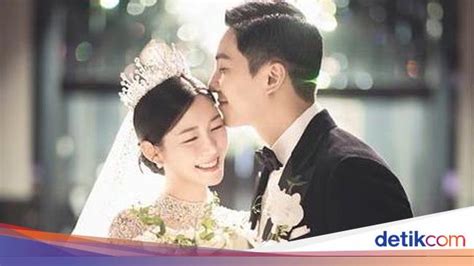 Lee Da In Dan Lee Seung Gi Resmi Nikah Gelar Resepsi Bertabur Bintang