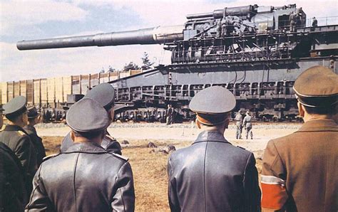 The WW2-era Schwerer Gustav, the largest cannon ever built. Designed to ...