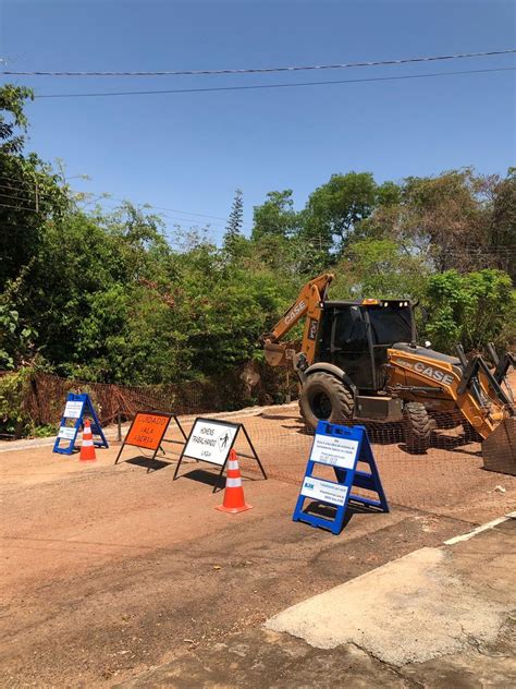 Gurupi Tem Ruas Interditadas Para Realiza O De Obra Na Rede De Esgoto