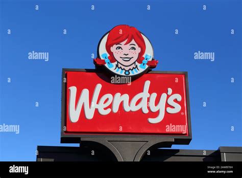 Wendys Logo History