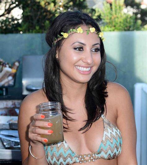 Hottest Francia Almendarez Bikini Pictures Which Will Make You