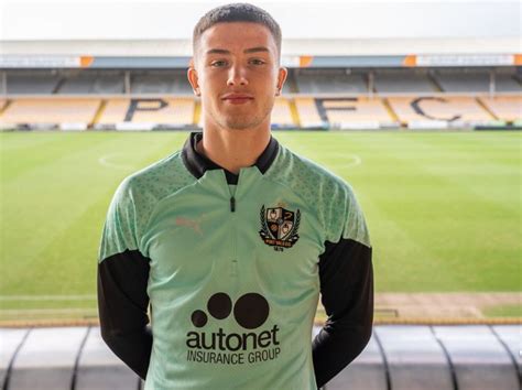 Dan Gore joins League One strugglers Port Vale on loan