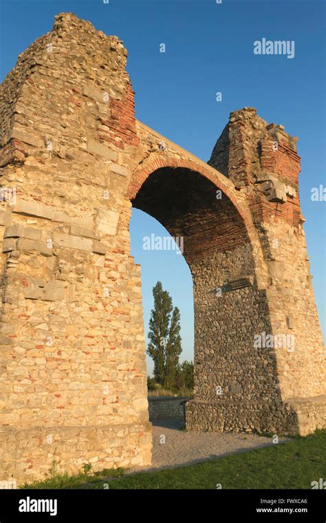 Petronell carnuntum hi-res stock photography and images - Alamy