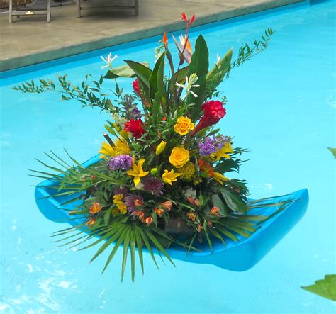 Floating Flowers For Pool Wedding Floating Pool Flowers Backyard