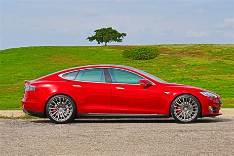 Tesla Model S P D Ludicrous With Light Weight Pulse Wheels Dragtimes