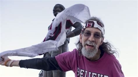 Beloved superfan 'Gamecock Jesus', Carlton Thompson, passes away