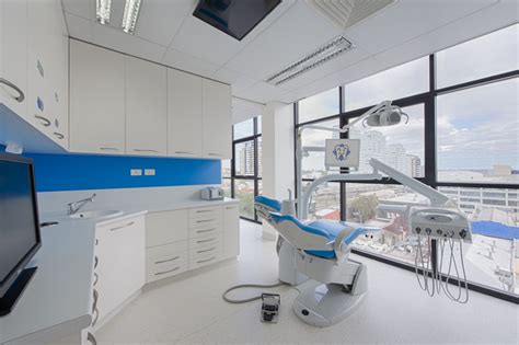 Modern & Stylist Interior Designs Ideas for Small Dental Clinic