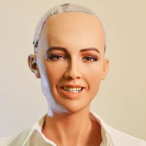 Sophia the Robot – Keynote Speaker | London Speaker Bureau