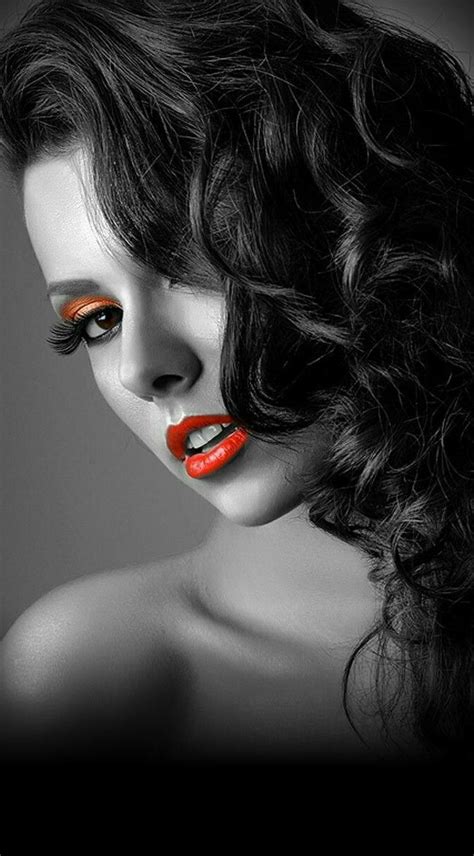 Pin By Forouzan Ameri On Splash Of Color Woman Color Splash